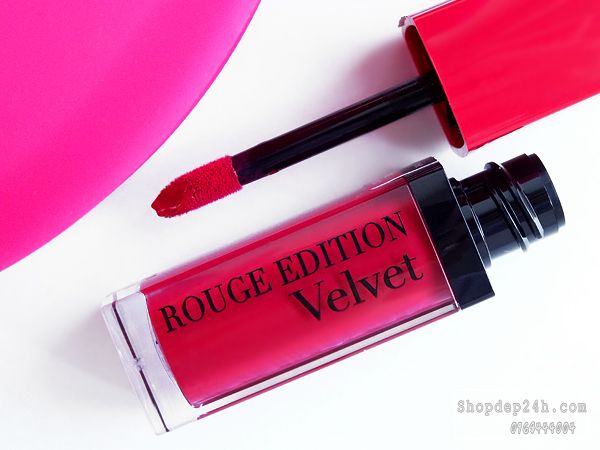  photo Rouge-Edition-Velvet-Bourjois-7_zpswrbxvirz.jpg