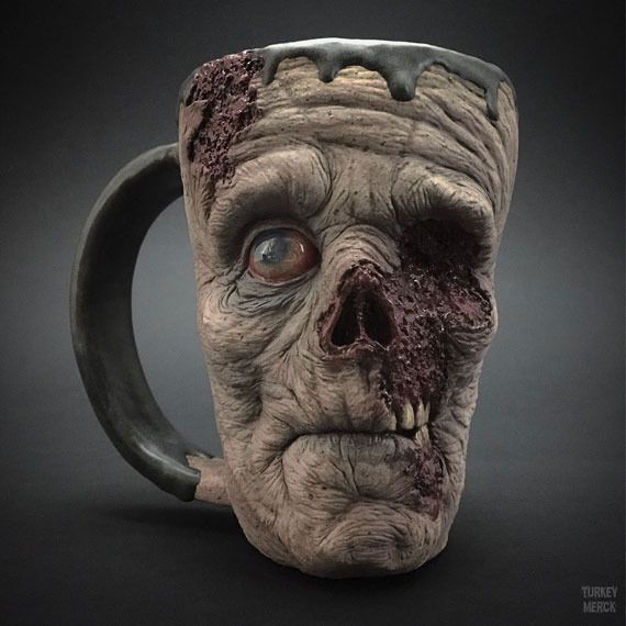  photo horror-zombie-mug-pottery-slow-joe-kevin-turkey-merck-15_zpso304bi0t.jpg