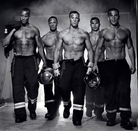  photo Calendrier-sexy-des-Pompiers-2016-top_zpsetwsh37s.jpg