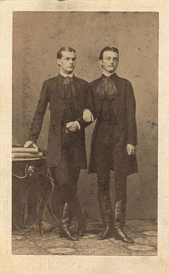  photo Gay-Lovers-in-the-Victorian-Era-5_zps5pi89jbs.jpg